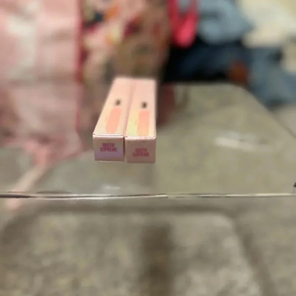 Queen Supreme Jeffree Star Supreme Gloss - 2 Available - NWT - Neon Pink - Picture 9 of 14